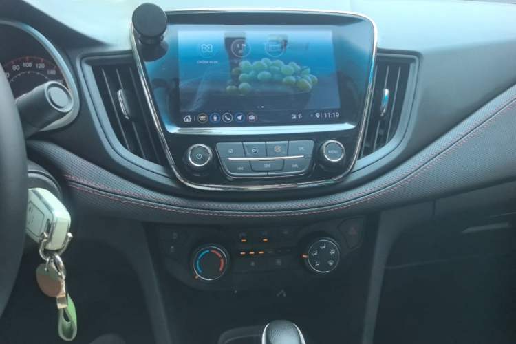 Used Chevrolet Monza 2020 Light Hybrid RS 330T Automatic Comfort Edition Audio And AC Panel
