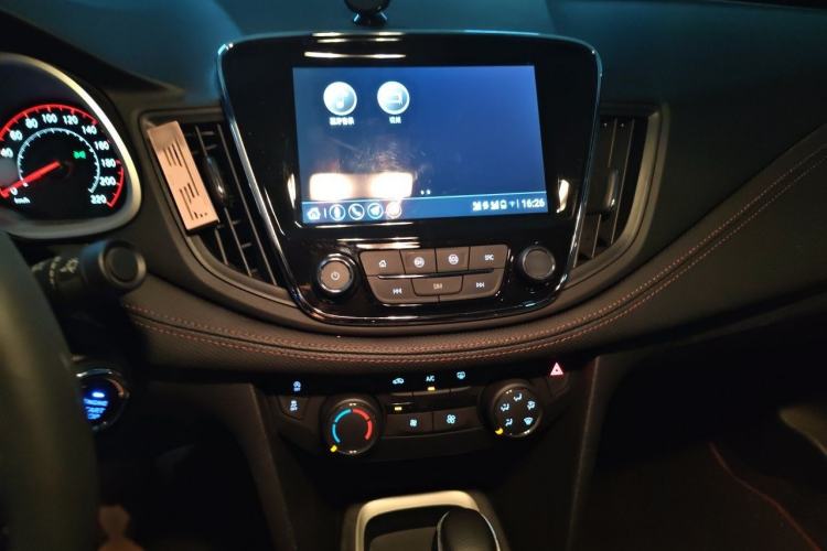 Used Chevrolet Monza 2020 Light Hybrid RS 330T Automatic Comfort Edition Audio And AC Panel