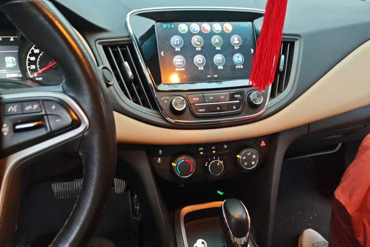 Used Chevrolet Monza 2020 320 Automatic Enjoyment Edition Audio And AC Panel