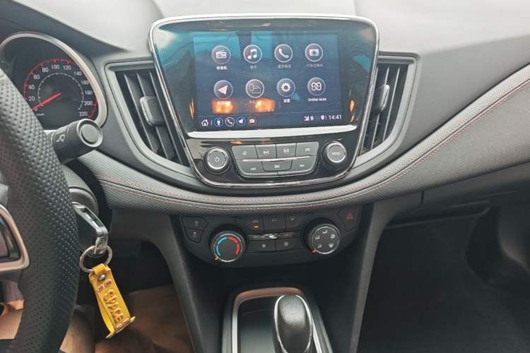 Used Chevrolet Monza 2020 Light Hybrid RS 330T Automatic Comfort Edition Audio And AC Panel