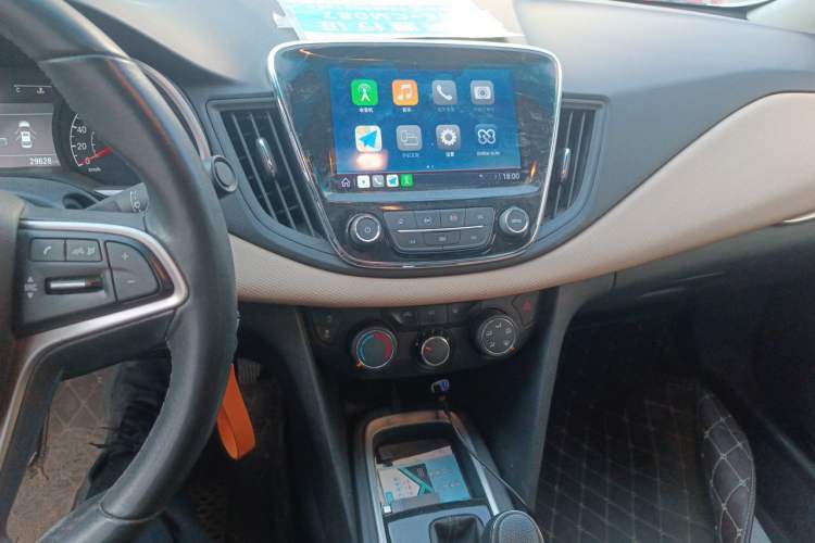 Used Chevrolet Monza 2020 320 Automatic Enjoyment Edition Audio And AC Panel