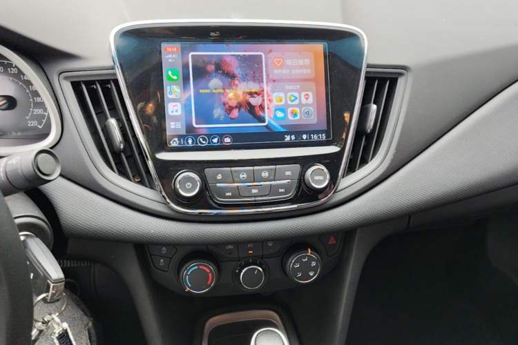 Used Chevrolet Monza 2020 Light Hybrid Redline 320T Dual-Clutch Thrilling Edition Audio And AC Panel