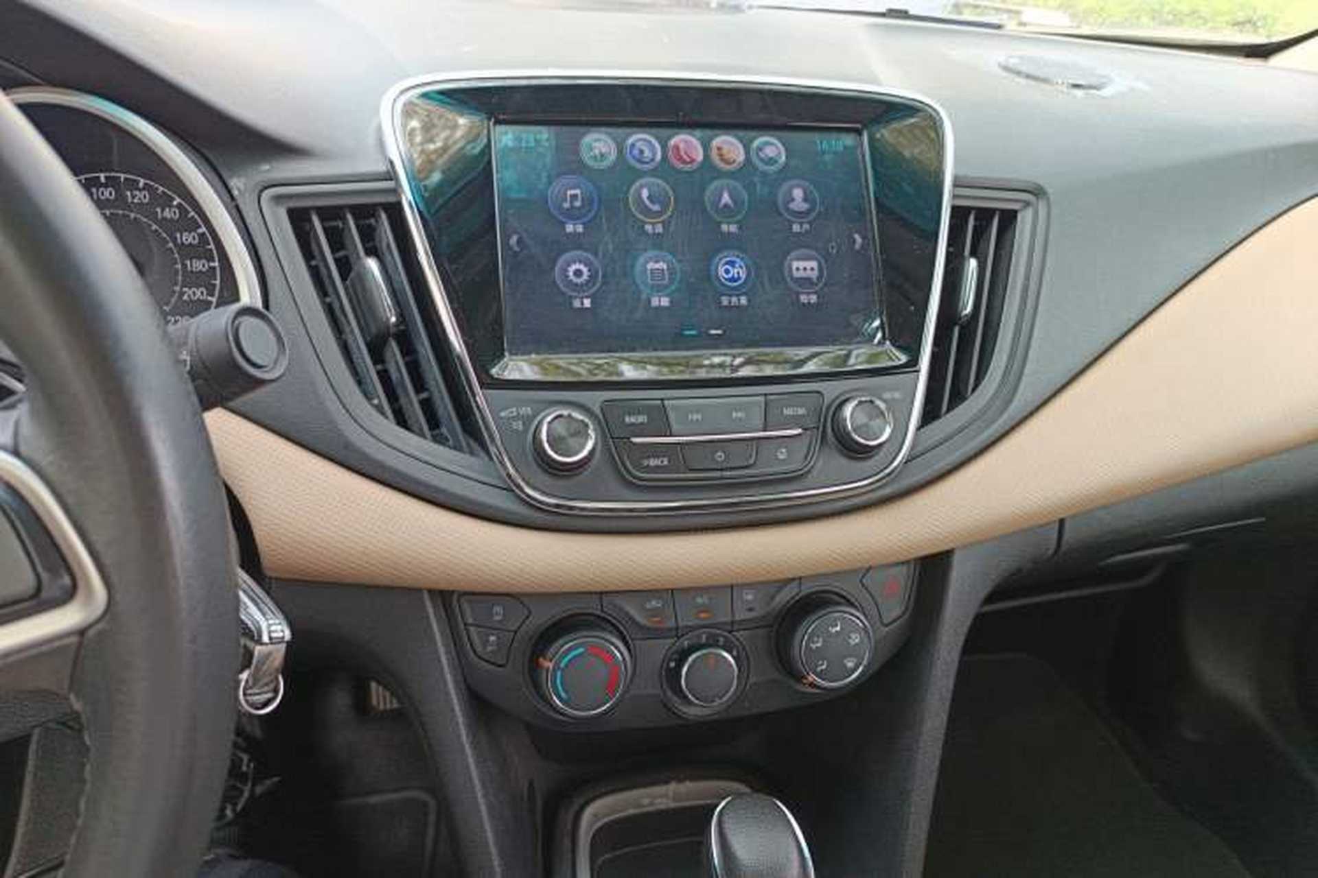 Used Chevrolet Monza 2020 320 Automatic Enjoyment Edition Audio And AC Panel