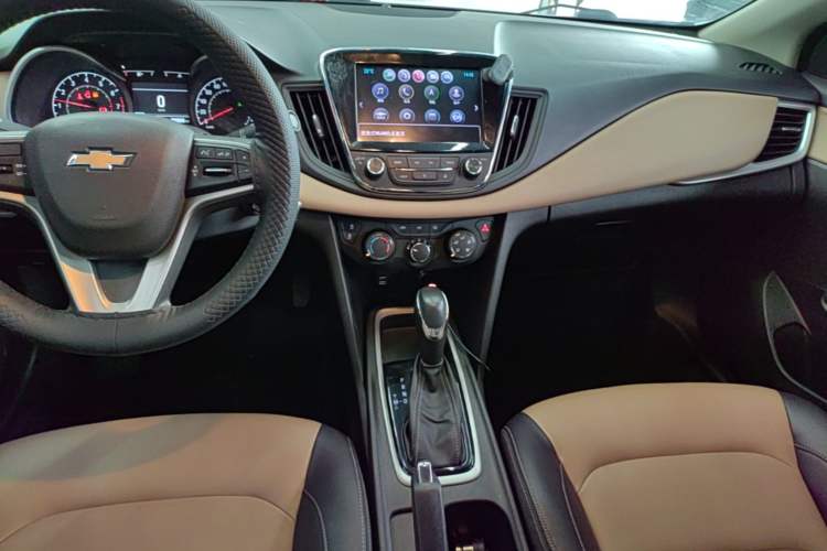 Used Chevrolet Monza 2020 320 Automatic Enjoyment Edition Audio And AC Panel