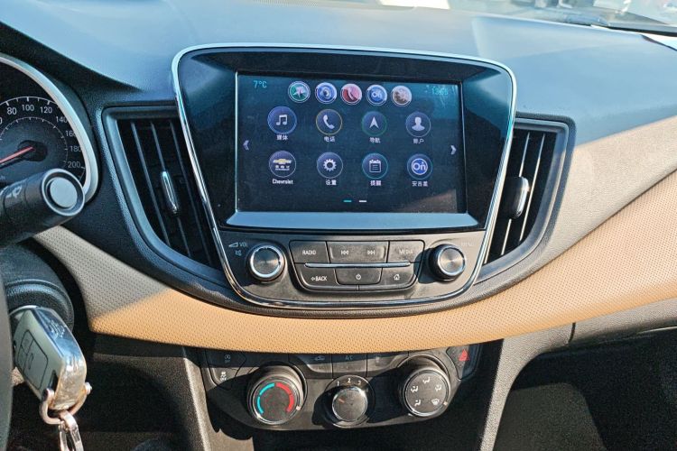 Used Chevrolet Monza 2020 320 Automatic Enjoyment Edition Audio And AC Panel