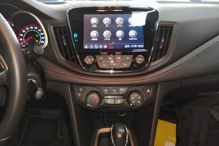 Used Chevrolet Monza 2020 Light Hybrid RS 330T Automatic Comfort Edition Audio And AC Panel