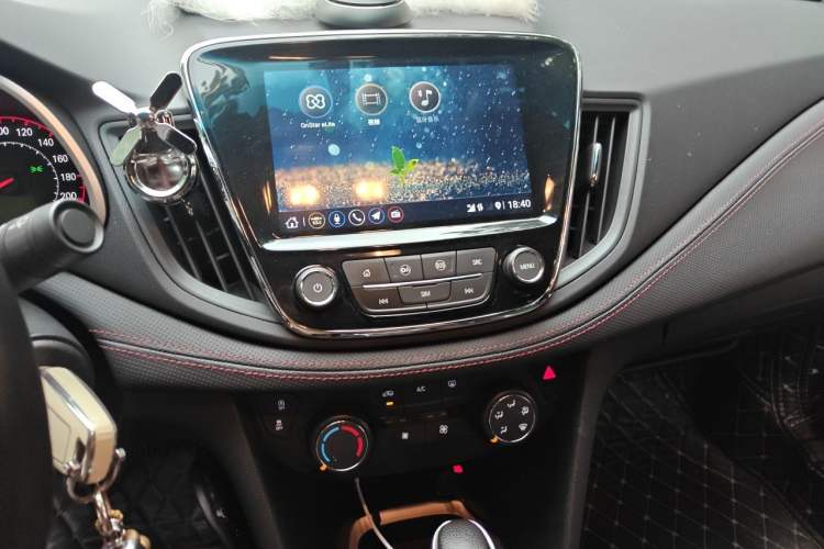 Used Chevrolet Monza 2020 Light Hybrid RS 330T Automatic Comfort Edition Audio And AC Panel
