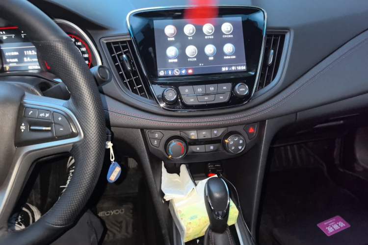 Used Chevrolet Monza 2020 Light Hybrid RS 330T Automatic Comfort Edition Audio And AC Panel
