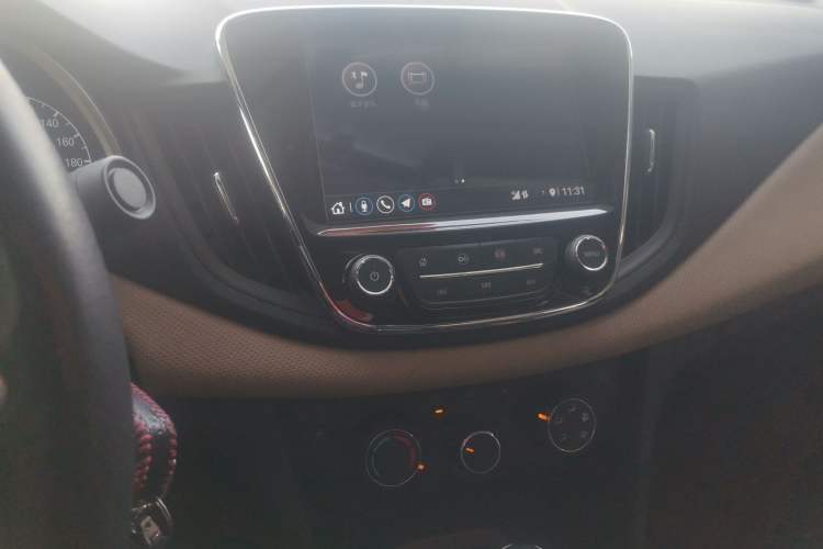 Used Chevrolet Monza 2020 320 Automatic Enjoyment Edition Audio And AC Panel
