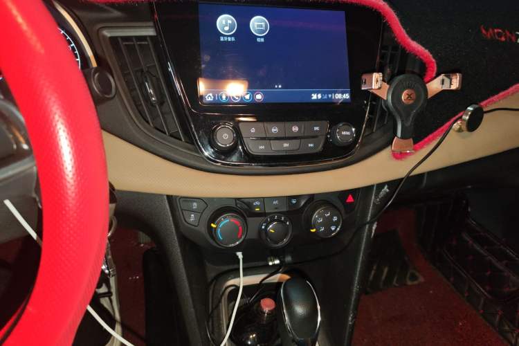 Used Chevrolet Monza 2020 320 Automatic Enjoyment Edition Audio And AC Panel