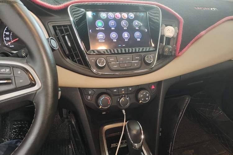 Used Chevrolet Monza 2020 320 Automatic Enjoyment Edition Audio And AC Panel