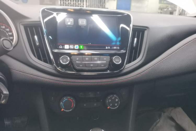Used Chevrolet Monza 2020 Light Hybrid RS 330T Automatic Comfort Edition Audio And AC Panel