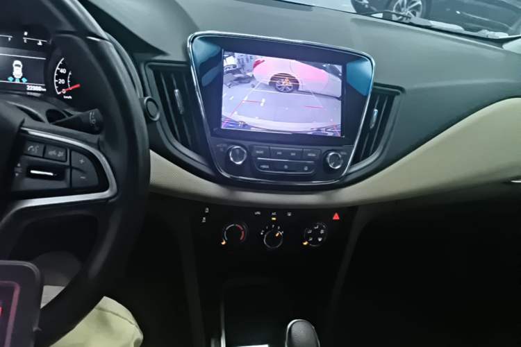 Used Chevrolet Monza 2020 320 Automatic Enjoyment Edition Audio And AC Panel
