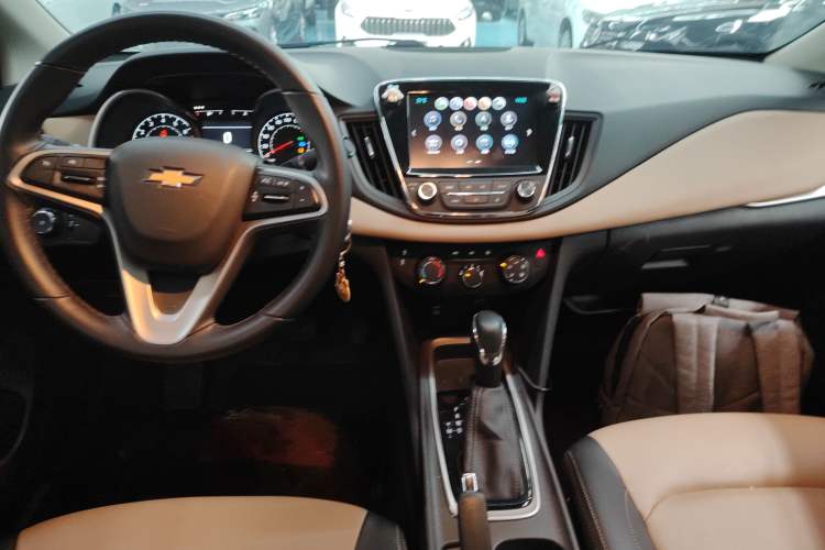 Used Chevrolet Monza 2020 320 Automatic Enjoyment Edition Audio And AC Panel