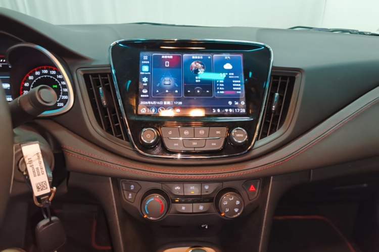 Used Chevrolet Monza 2020 Light Hybrid RS 330T Automatic Comfort Edition Audio And AC Panel