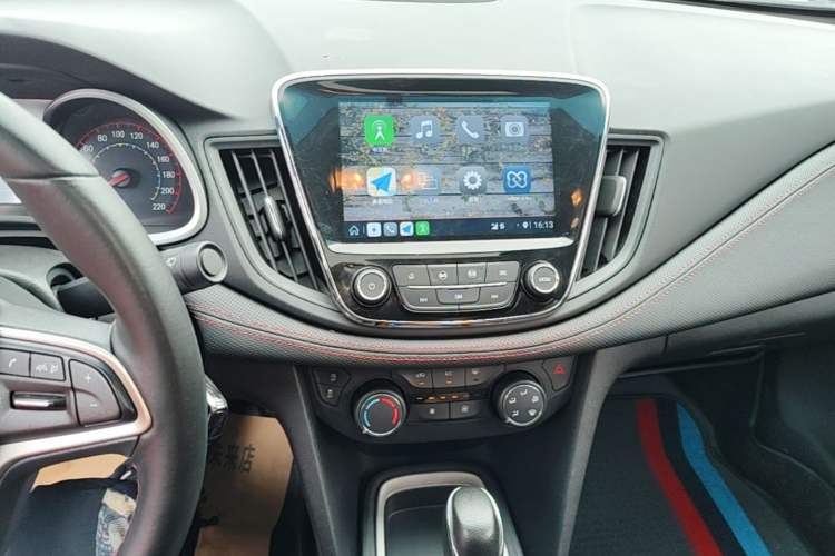 Used Chevrolet Monza 2020 Light Hybrid RS 330T Automatic Comfort Edition Audio And AC Panel