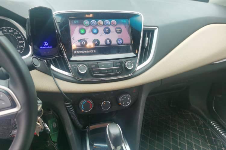 Used Chevrolet Monza 2020 320 Automatic Enjoyment Edition Audio And AC Panel