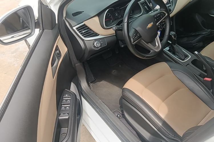 Used Chevrolet Monza 2020 320 Automatic Enjoyment Edition Driver Seat