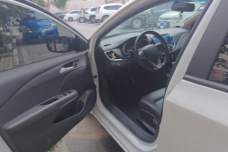 Used Chevrolet Monza 2020 Light Hybrid Redline 320T Dual-Clutch Thrilling Edition Driver Seat