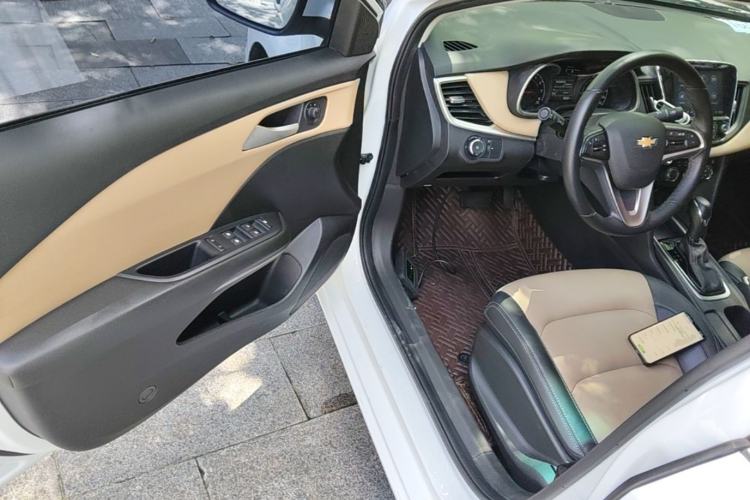 Used Chevrolet Monza 2020 320 Automatic Enjoyment Edition Driver Seat