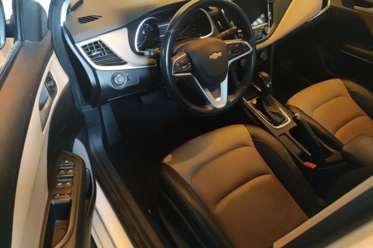Used Chevrolet Monza 2020 320 Automatic Enjoyment Edition Driver Seat