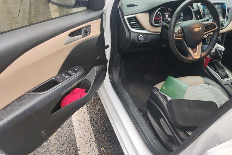 Used Chevrolet Monza 2020 320 Automatic Enjoyment Edition Driver Seat
