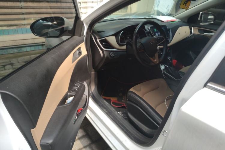 Used Chevrolet Monza 2020 320 Automatic Enjoyment Edition Driver Seat