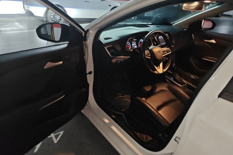Used Chevrolet Monza 2020 Light Hybrid Redline 320T Dual-Clutch Joyful Edition Driver Seat