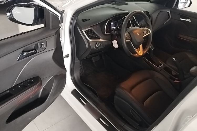 Used Chevrolet Monza 2020 Light Hybrid RS 330T Automatic Comfort Edition Driver Seat