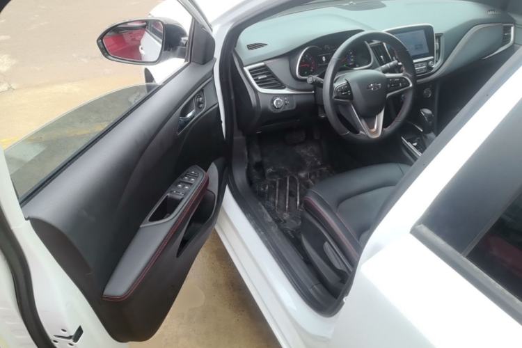 Used Chevrolet Monza 2020 Light Hybrid RS 330T Automatic Comfort Edition Driver Seat
