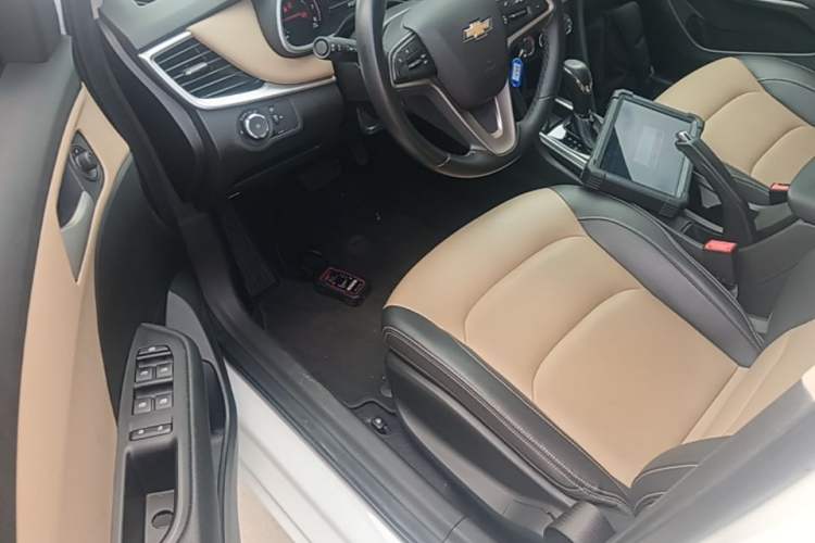Used Chevrolet Monza 2020 320 Automatic Enjoyment Edition Driver Seat