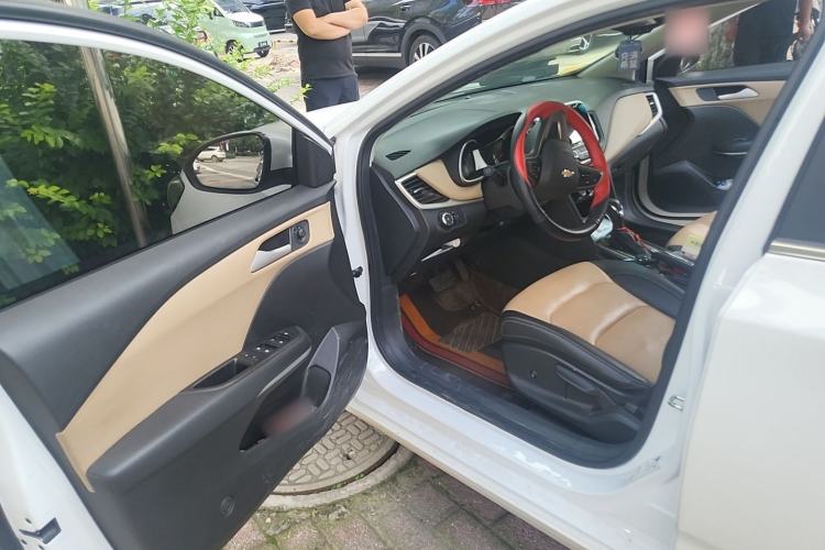Used Chevrolet Monza 2020 320 Automatic Enjoyment Edition Driver Seat