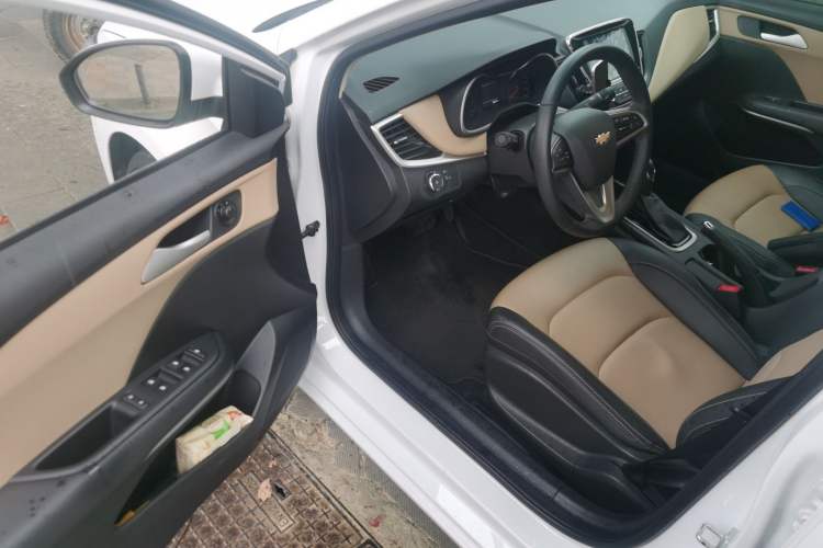 Used Chevrolet Monza 2020 320 Automatic Enjoyment Edition Driver Seat