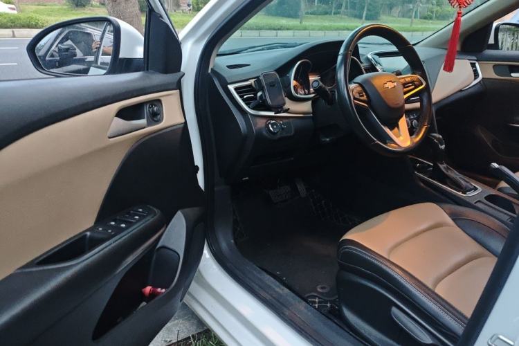 Used Chevrolet Monza 2020 320 Automatic Enjoyment Edition Driver Seat