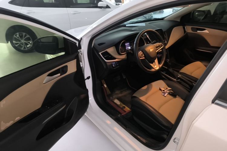 Used Chevrolet Monza 2020 320 Automatic Enjoyment Edition Driver Seat