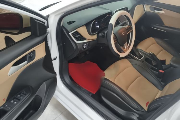 Used Chevrolet Monza 2020 320 Automatic Enjoyment Edition Driver Seat