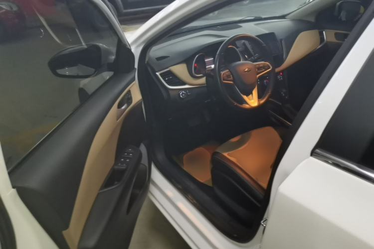 Used Chevrolet Monza 2020 320 Automatic Enjoyment Edition Driver Seat