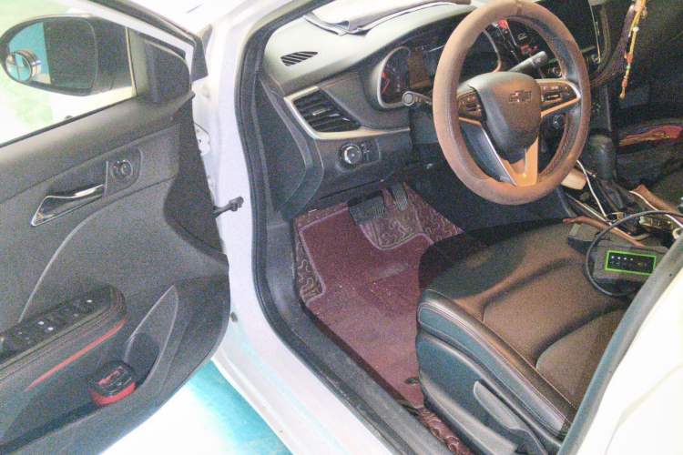 Used Chevrolet Monza 2020 Light Hybrid RS 330T Automatic Comfort Edition Driver Seat