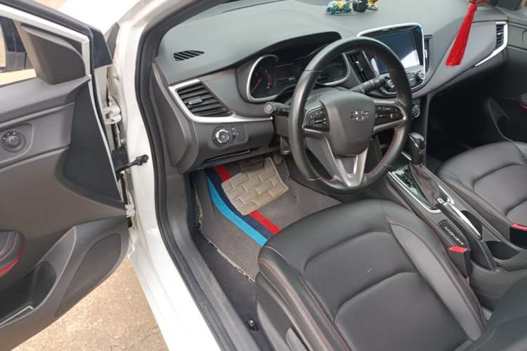 Used Chevrolet Monza 2020 Light Hybrid RS 330T Automatic Comfort Edition Driver Seat