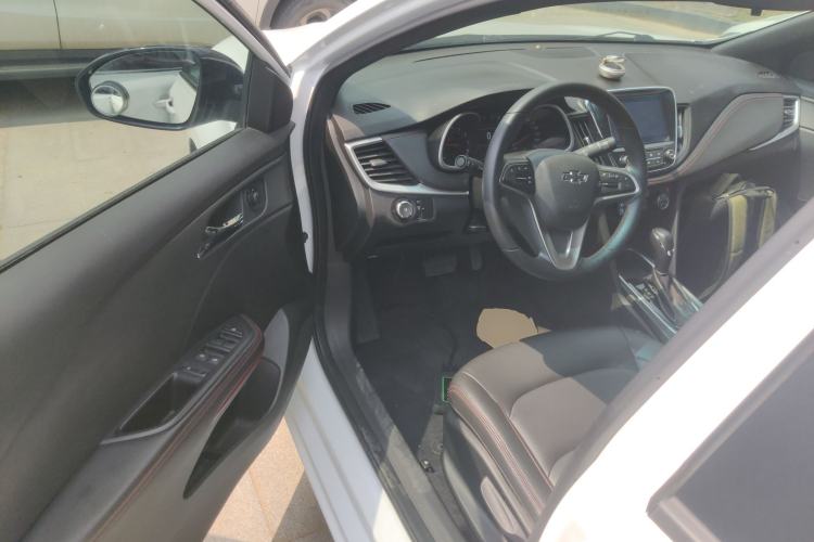 Used Chevrolet Monza 2020 Light Hybrid RS 330T Automatic Comfort Edition Driver Seat