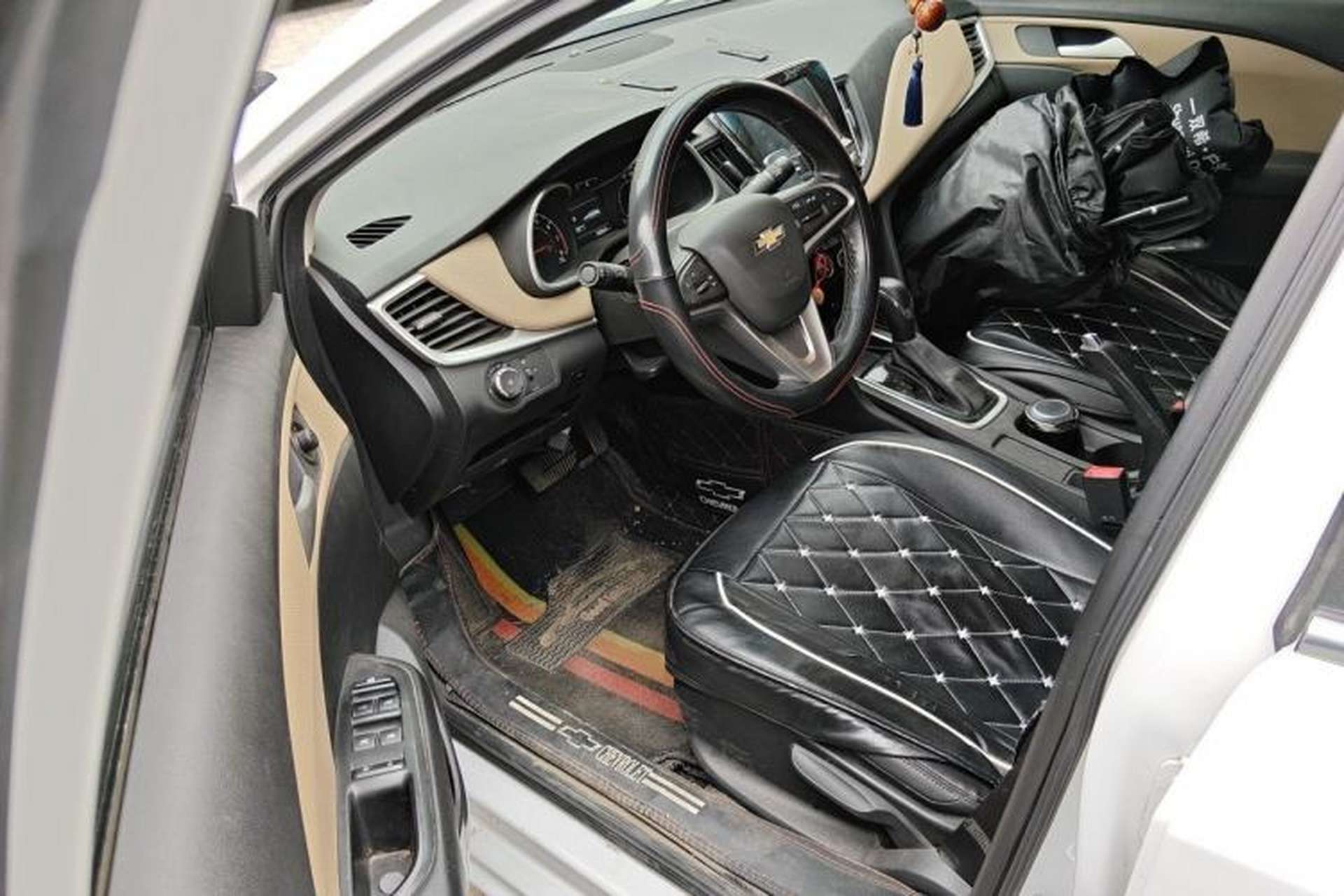 Used Chevrolet Monza 2020 320 Automatic Enjoyment Edition Driver Seat