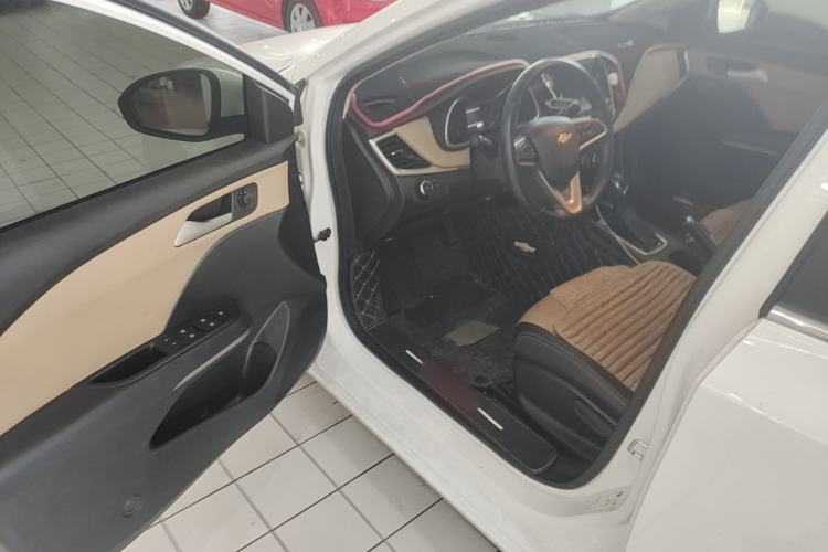 Used Chevrolet Monza 2020 320 Automatic Enjoyment Edition Driver Seat