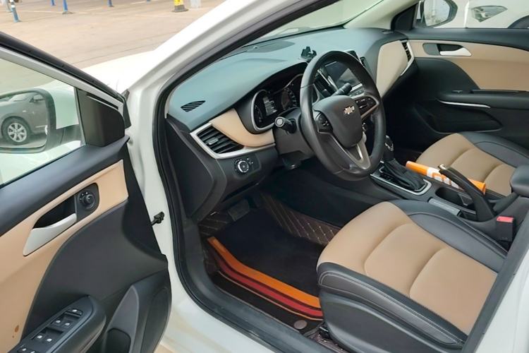 Used Chevrolet Monza 2020 320 Automatic Enjoyment Edition Driver Seat