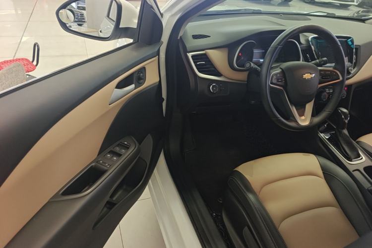 Used Chevrolet Monza 2020 320 Automatic Enjoyment Edition Driver Seat
