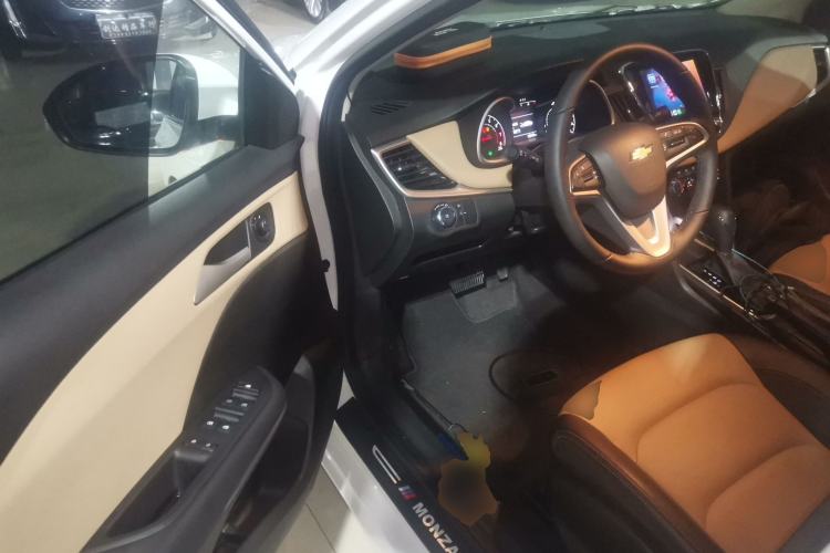 Used Chevrolet Monza 2020 320 Automatic Enjoyment Edition Driver Seat