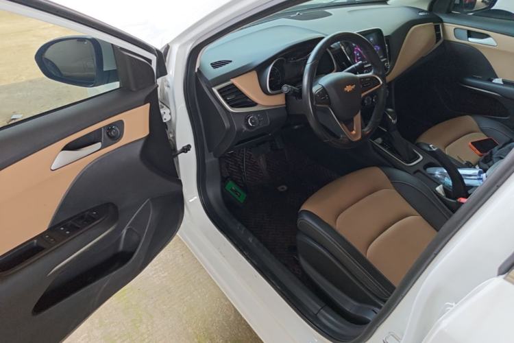 Used Chevrolet Monza 2020 320 Automatic Enjoyment Edition Driver Seat