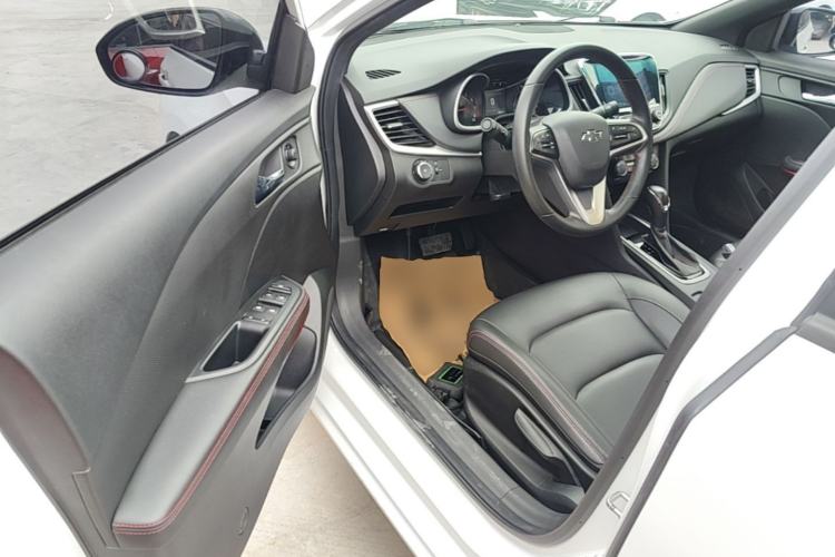 Used Chevrolet Monza 2020 Light Hybrid RS 330T Automatic Comfort Edition Driver Seat