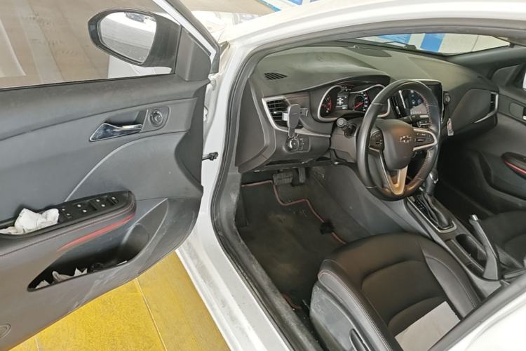 Used Chevrolet Monza 2020 Light Hybrid RS 330T Automatic Comfort Edition Driver Seat