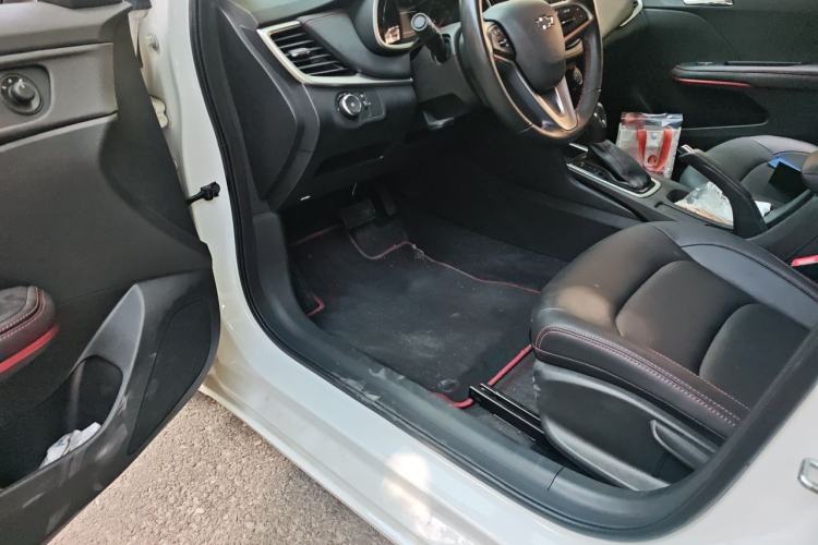 Used Chevrolet Monza 2020 Light Hybrid RS 330T Automatic Comfort Edition Driver Seat
