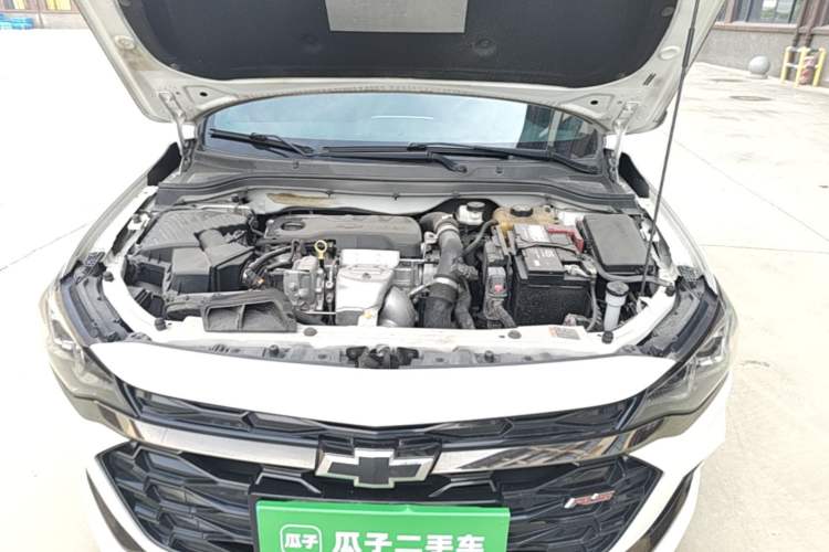 Used Chevrolet Monza 2020 Light Hybrid RS 330T Automatic Comfort Edition Engine Bay